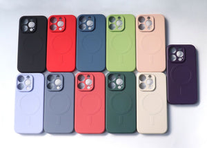 MagSafe Silicone Case Black Ochranný Kryt pre iPhone 15