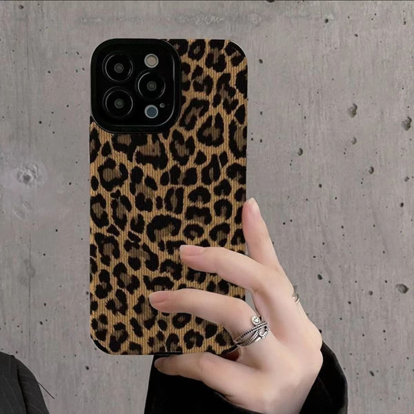 Leo Full Case Ochranný Kryt pre iPhone 15 Pro